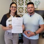 EQUIPE DA SENADORA MARA GABRILLI RECEBE OFÍCIO PELO SETOR DE VEÍCULOS SEMINOVOS E USADOS. 1 20221123 160456
